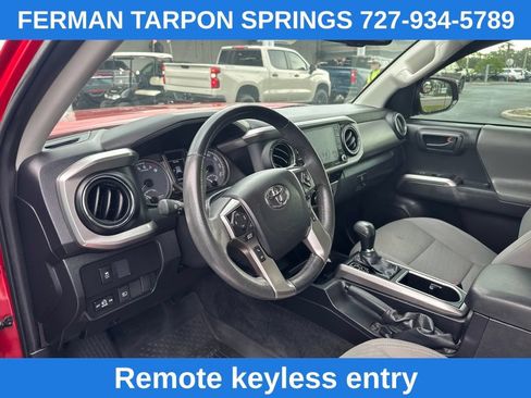 Used 2022 Toyota Tacoma SR5 w/ Technology Package RWD image 8