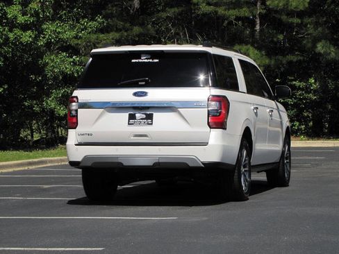 Used 2018 Ford Expedition Max Limited w/ Equipment Group 301A RWD image 10