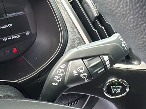 Certified 2023 Ford Edge SEL w/ Convenience Package image 19