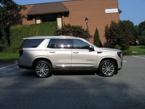Used 2022 GMC Yukon Denali w/ Max Trailering Package AWD/4WD image 8