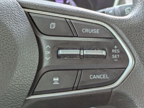 Used 2020 Hyundai Santa Fe SE image 24