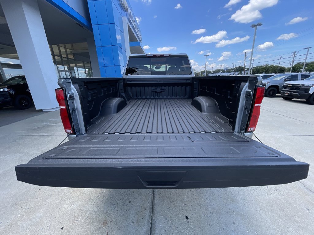 Certified 2026 Chevrolet Silverado 2500 LTZ w/ LTZ Premium Package AWD/4WD image 26
