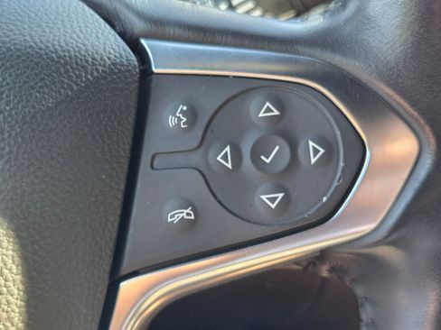 Used 2022 Chevrolet Traverse LT AWD/4WD image 28
