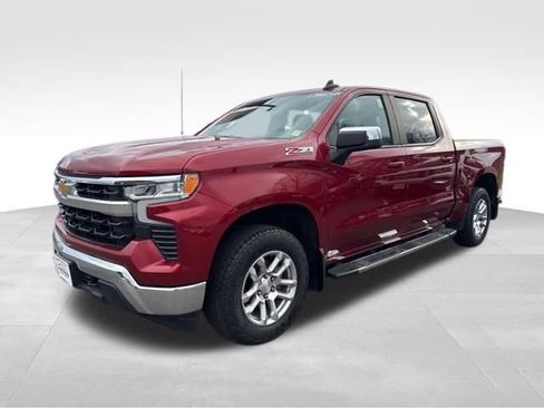 Used 2022 Chevrolet Silverado 1500 LT image 3