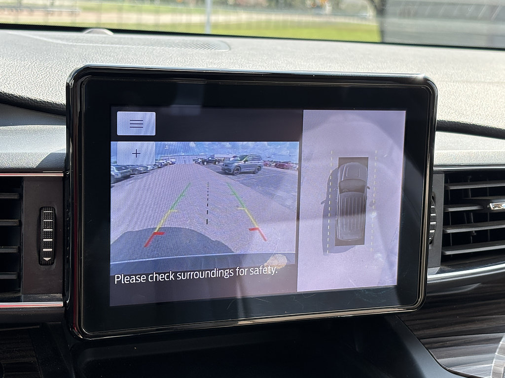 Used 2020 Ford Explorer Limited RWD image 11