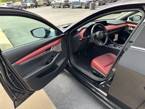 New 2026 MAZDA MAZDA3 2.5 S Hatchback w/ Premium Pkg FWD image 27