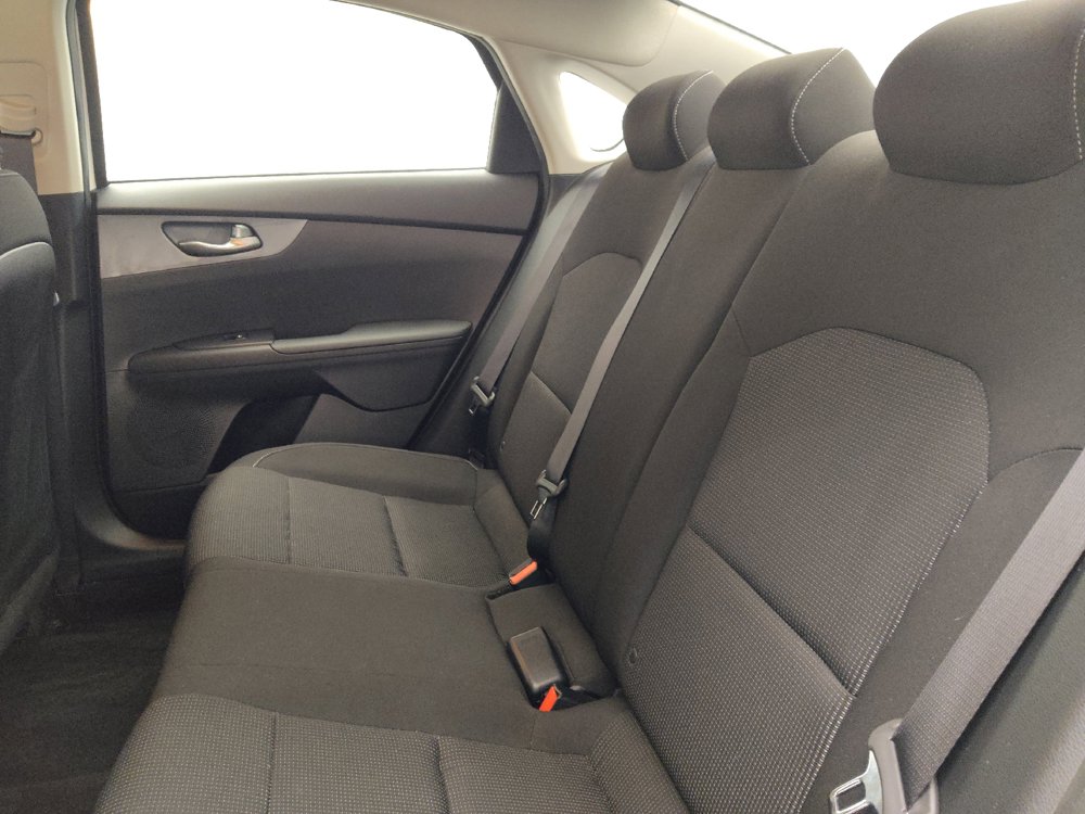 Used 2021 Kia Forte LXS FWD image 18