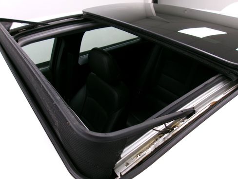 Used 2020 Chevrolet Malibu Premier FWD image 4