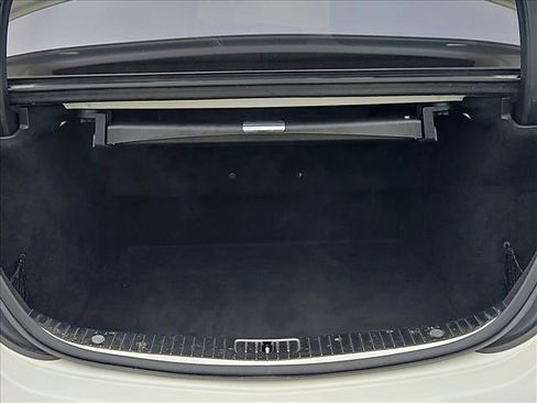 Used 2015 Mercedes-Benz S 550 Sedan image 6