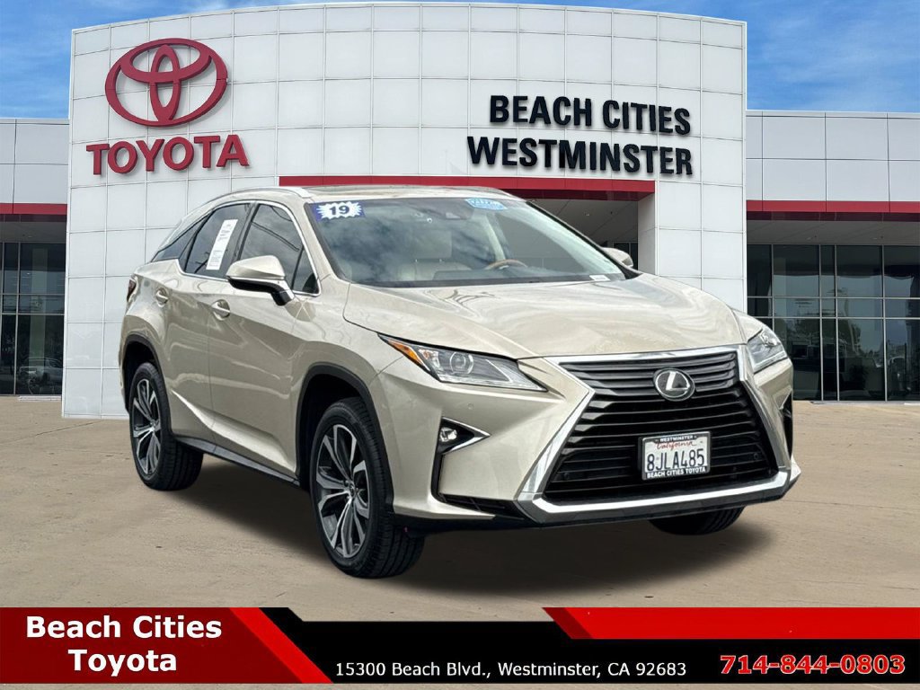 Used 2019 Lexus RX 350 FWD w/ Navigation Package image 2