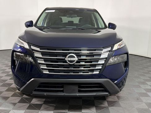 Used 2024 Nissan Rogue SV FWD image 5