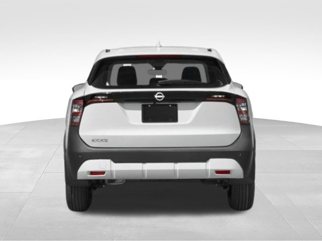 Used 2025 Nissan Kicks S FWD image 8