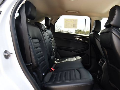 Used 2024 Ford Edge SEL w/ Convenience Package AWD/4WD image 19