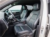 Certified 2022 Porsche Cayenne image 5