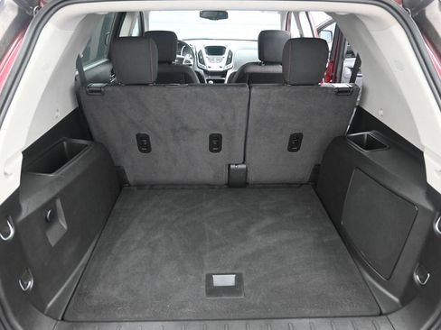 Used 2017 Chevrolet Equinox LT FWD image 16