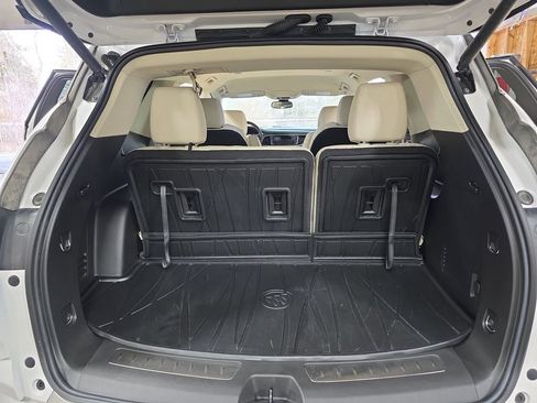 Used 2023 Buick Enclave Essence w/ Trailering Package, 5000 lbs. image 13