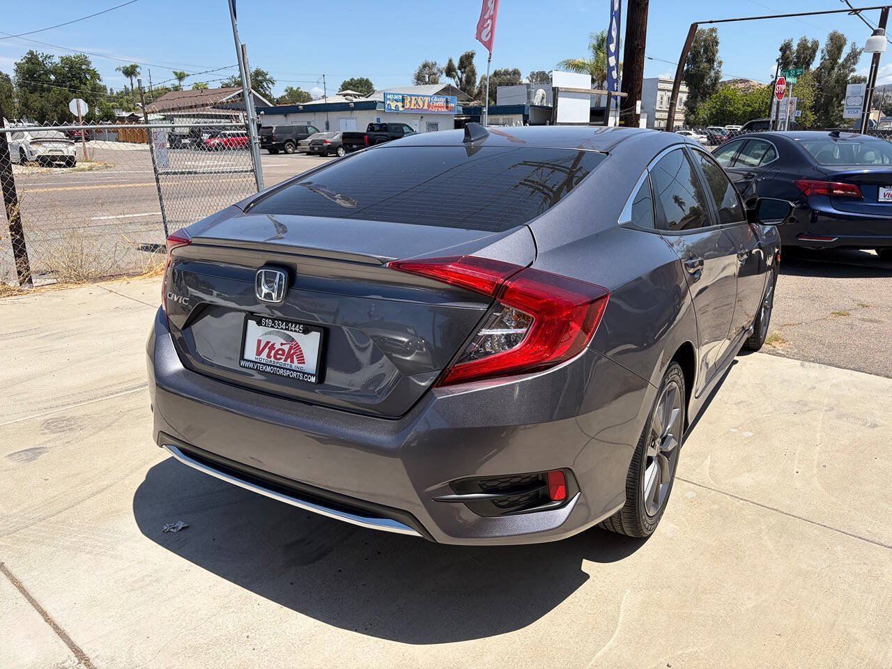 Used 2020 Honda Civic EX image 5