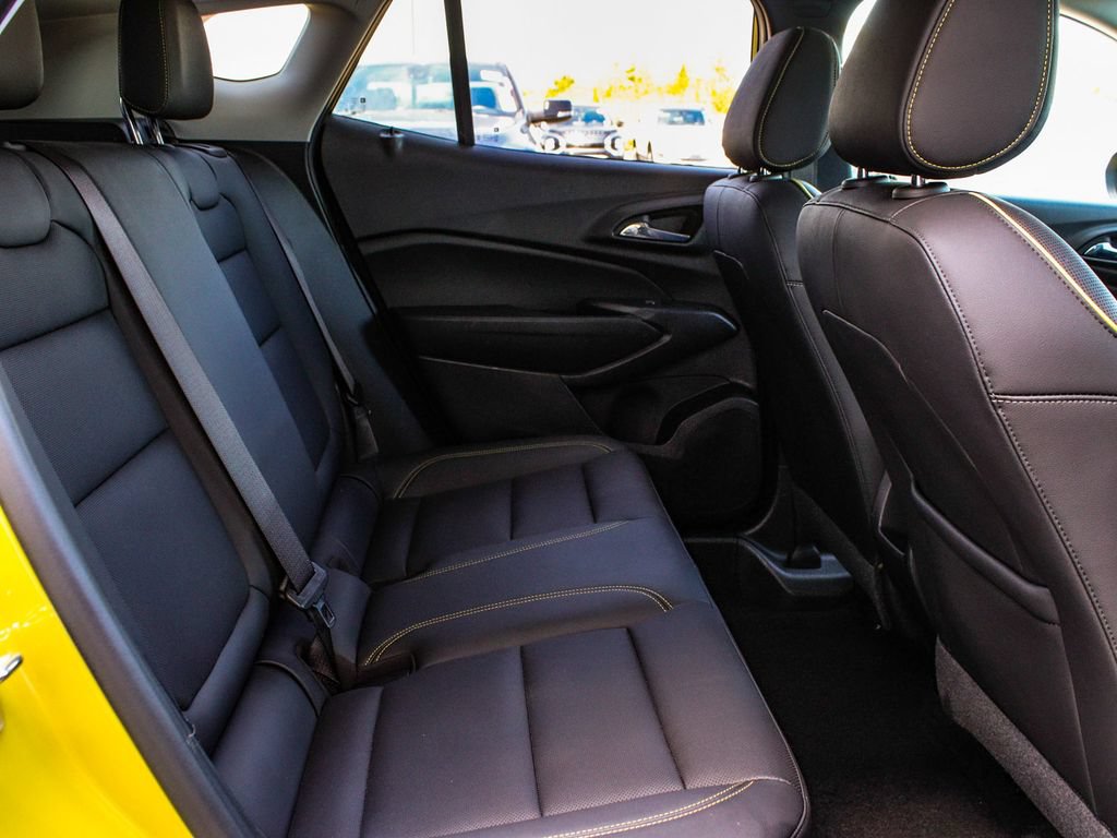 Used 2024 Chevrolet Trax ACTIV w/ Driver Confidence Package FWD image 37