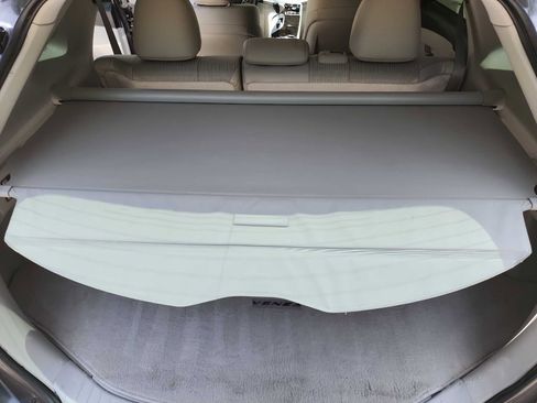 Used 2014 Toyota Venza LE AWD/4WD image 29