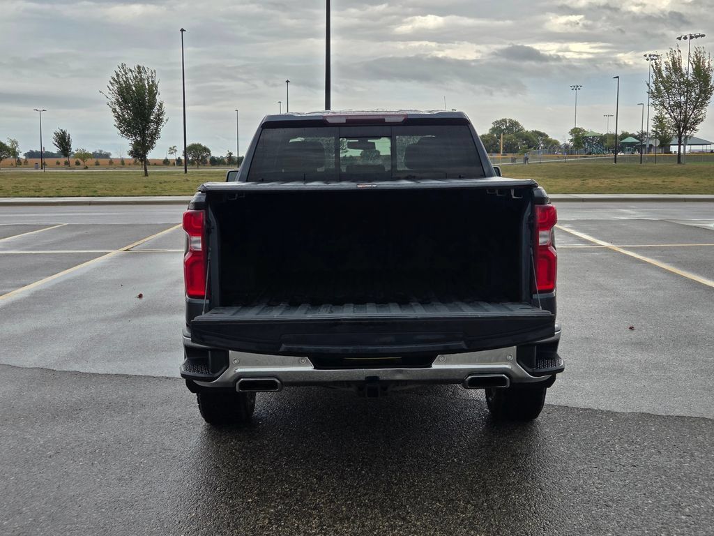 Used 2020 Chevrolet Silverado 1500 LTZ AWD/4WD image 36