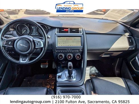 Used 2018 Jaguar E-PACE R-Dynamic S AWD/4WD image 11
