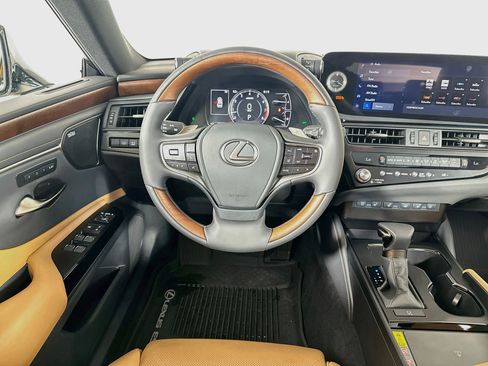 Certified 2025 Lexus ES 350 w/ Luxury Package FWD image 22