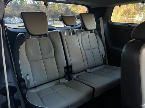 Used 2017 Kia Sedona SX Limited image 31