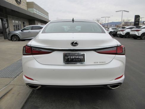 Used 2025 Lexus ES 350 w/ Premium Package image 7