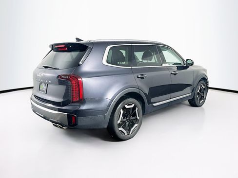Used 2025 Kia Telluride S FWD image 9