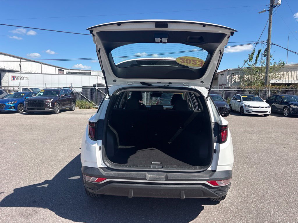 Used 2023 Hyundai Tucson SE FWD image 14