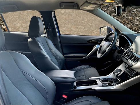 Used 2023 Mitsubishi Eclipse Cross SE image 7