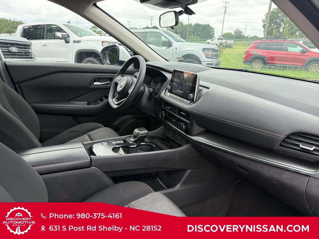 Certified 2024 Nissan Rogue SV FWD image 36