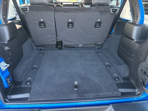 New 2026 Jeep Wrangler Unlimited Sport image 27