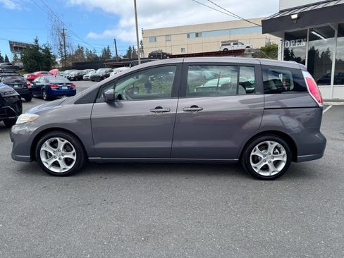 Used 2010 MAZDA MAZDA5 Sport image 2
