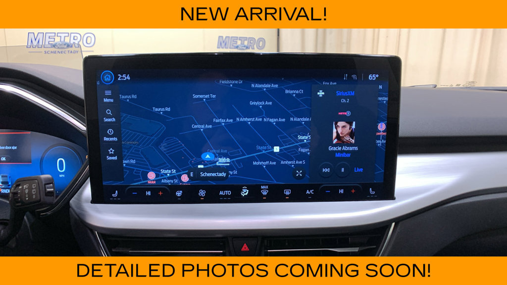 Certified 2023 Ford Escape Platinum w/ Premium Technology Package AWD/4WD image 39