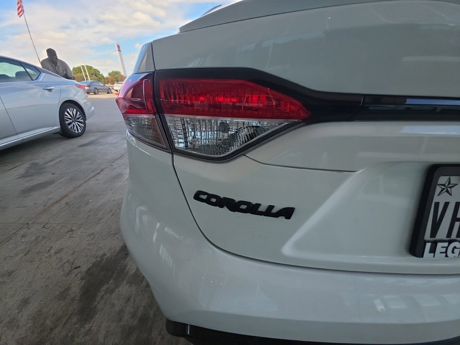 Used 2024 Toyota Corolla SE FWD image 11