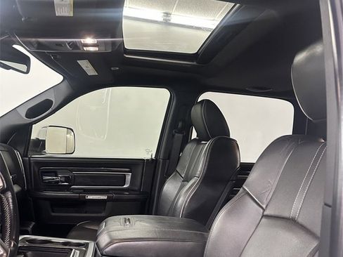 Used 2018 RAM 1500 Limited image 14