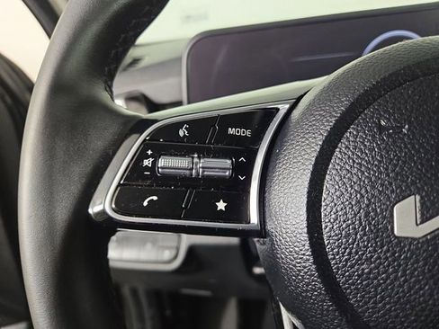 Certified 2024 Kia Seltos S image 24