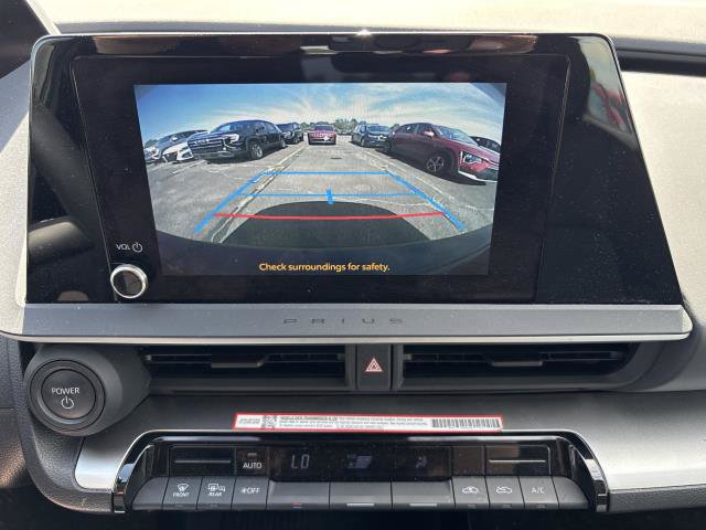 Certified 2025 Toyota Prius LE FWD image 5