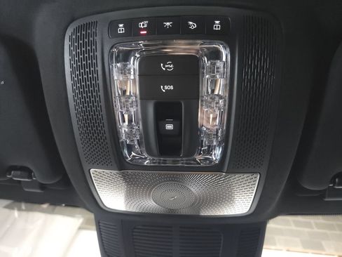 Used 2025 Mercedes-Benz GLS 63 AMG 4MATIC image 25