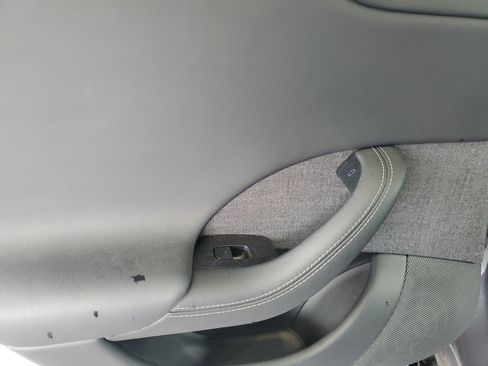 Used 2021 Tesla Model S Long Range image 13