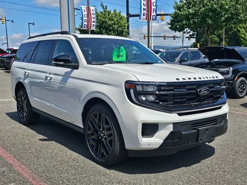 New 2026 Ford Expedition Platinum AWD/4WD image 8