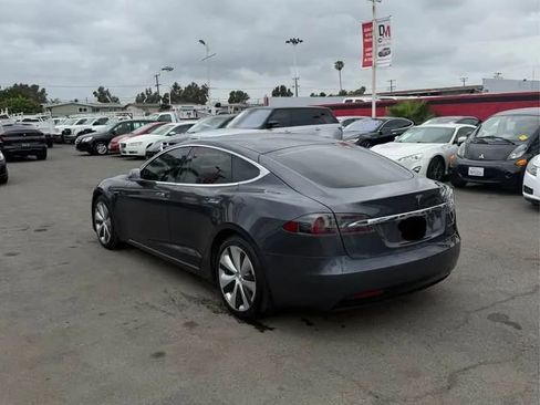 Used 2020 Tesla Model S AWD image 4