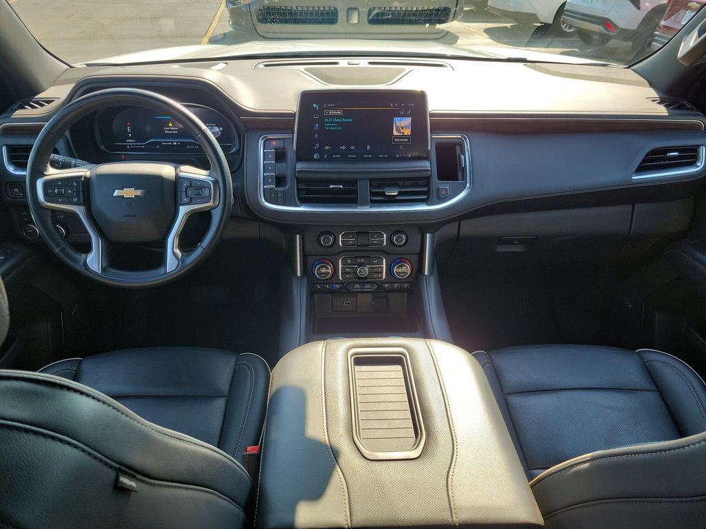 Used 2024 Chevrolet Tahoe Premier AWD/4WD image 12