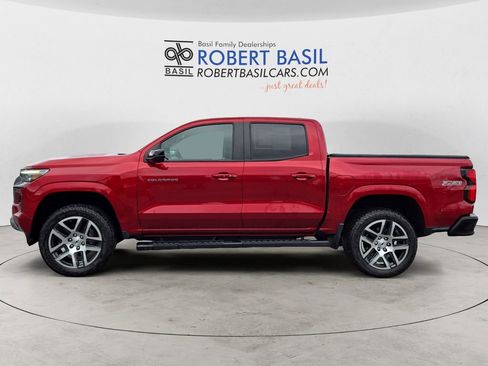 Used 2023 Chevrolet Colorado Z71 w/ Advanced Trailering Package image 2