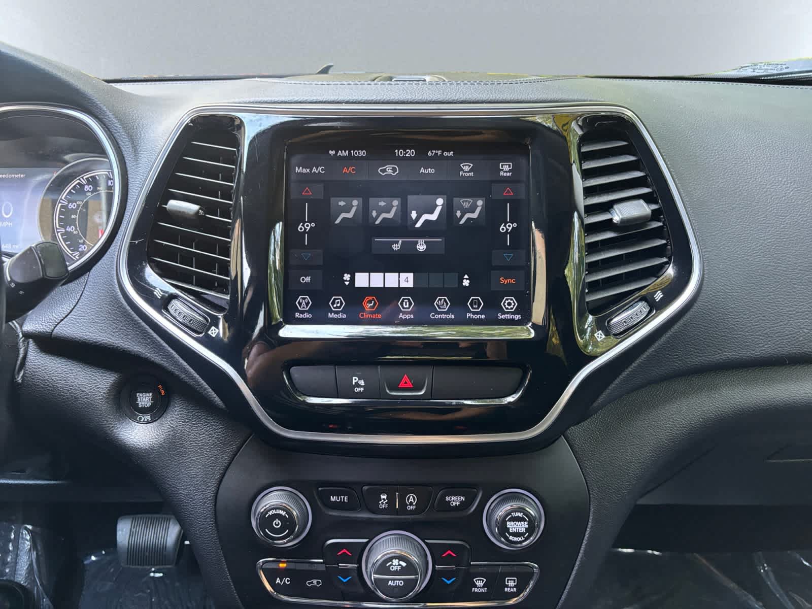Used 2019 Jeep Cherokee Limited AWD/4WD image 14