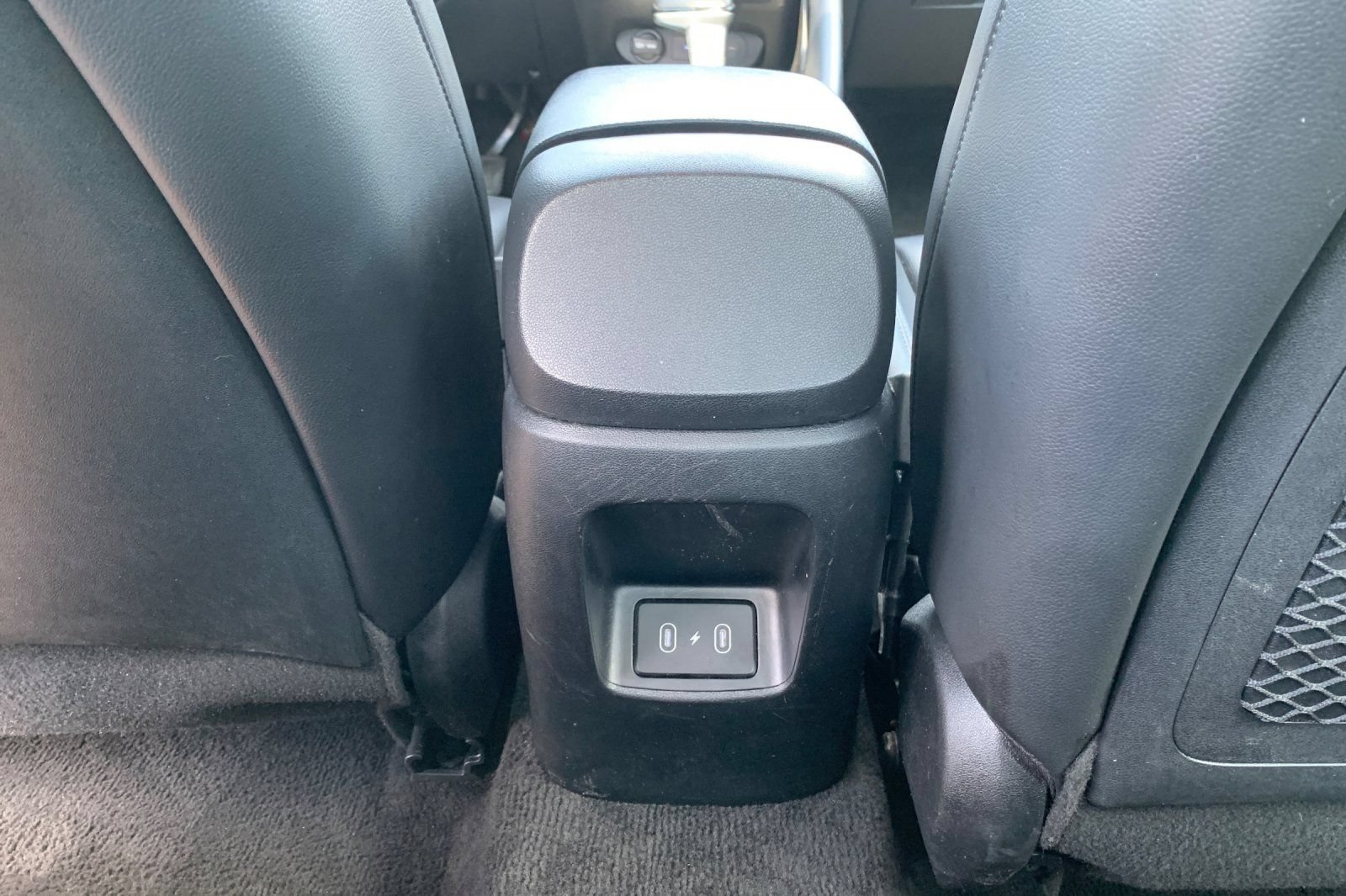 Used 2024 Hyundai Elantra Limited FWD image 15