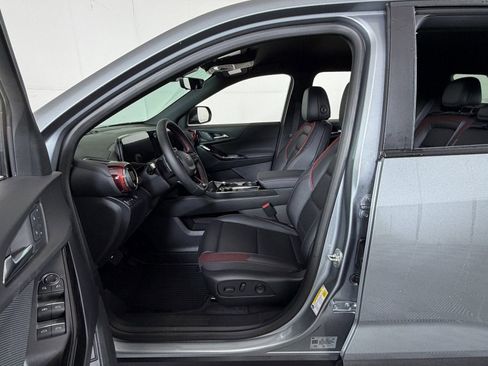 New 2026 Chevrolet Equinox RS w/ Convenience Package III FWD image 9