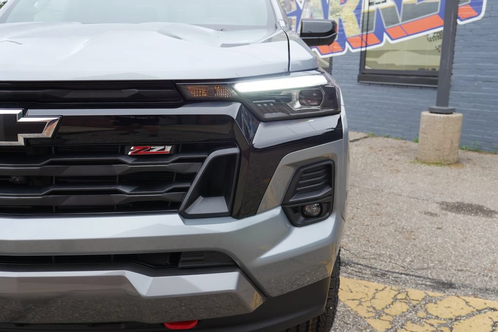 New 2026 Chevrolet Colorado Z71 w/ Technology Package AWD/4WD image 3