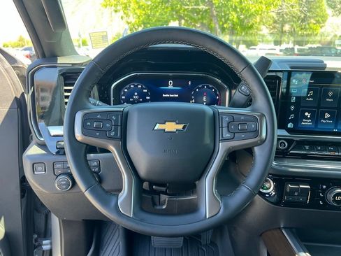 Used 2024 Chevrolet Silverado 3500 High Country w/ High Country Premium Package AWD/4WD image 32